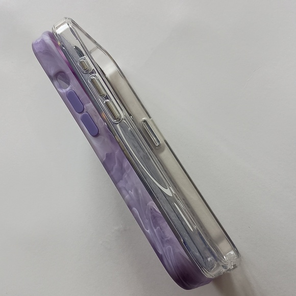 2 MagSafe Cases for iPhone 15 pro - Picture 7 of 10